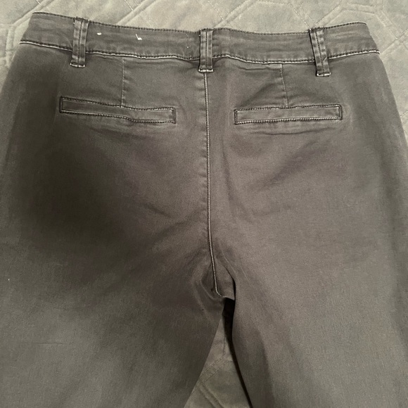Gray pants size 2 from Maurice’s - Picture 2 of 5